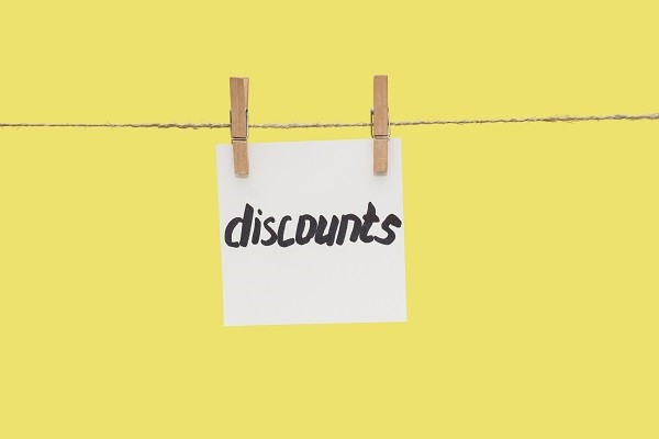 خصومات شركة التامين على السيارات